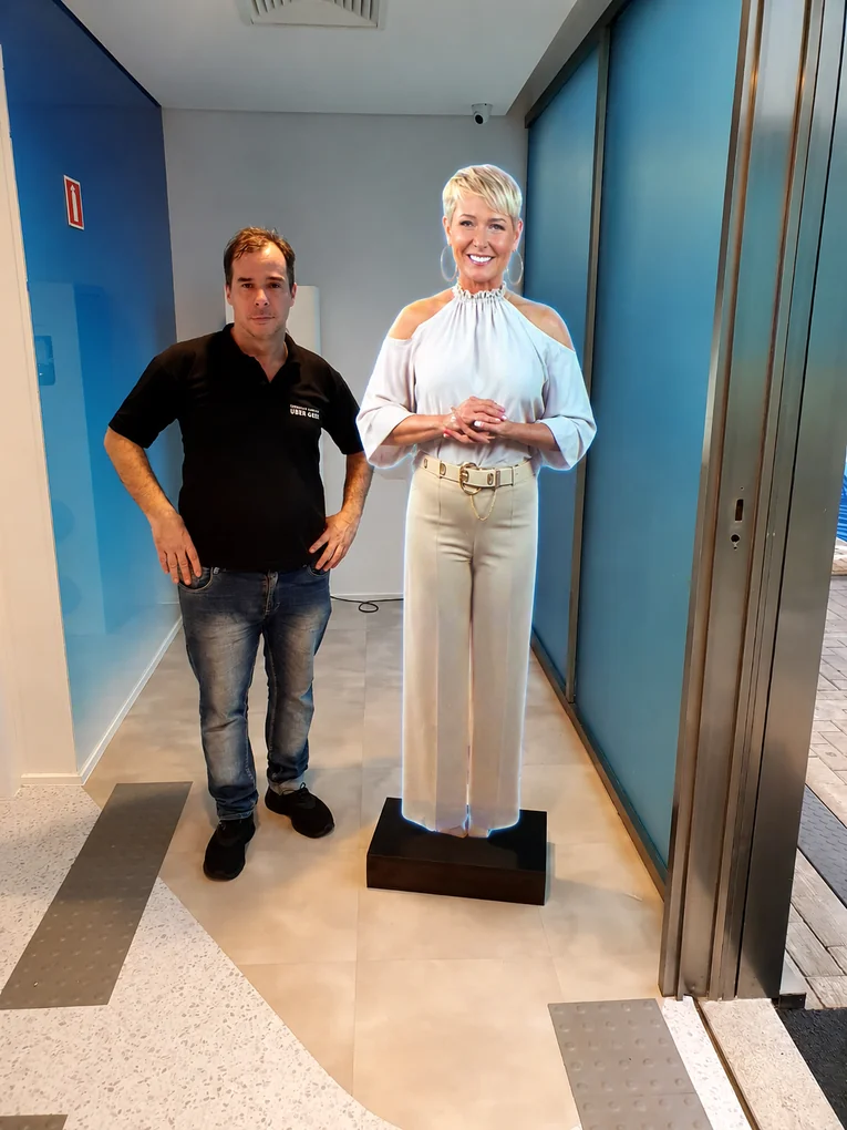 Conteúdo holográfico da Xuxa