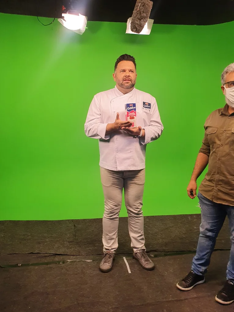 Criação de promotora virtual